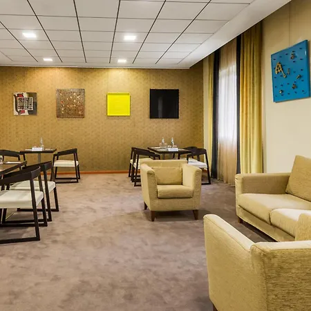 Crowne Plaza Venice East By Ihg-2