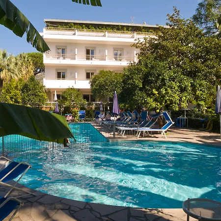 Hotel Alpha-3