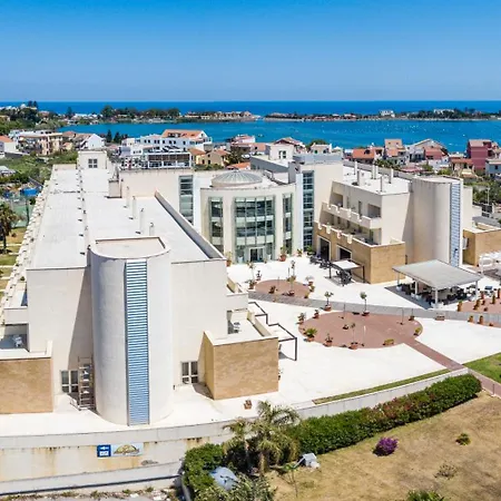 Capo Peloro Hotel (Adults Only)-2