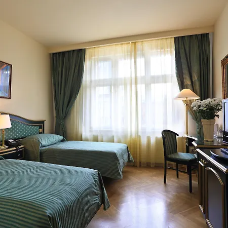 Elysee Hotel-3