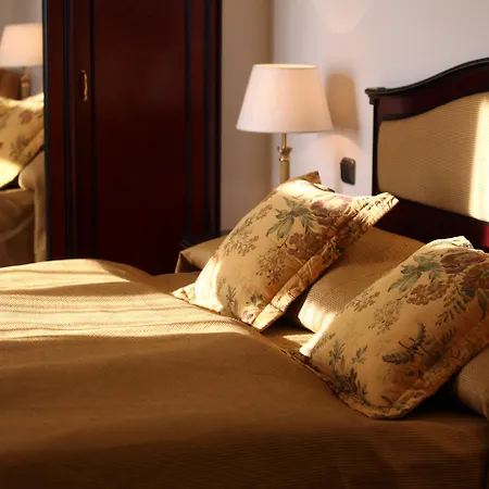 Elysee Hotel-2