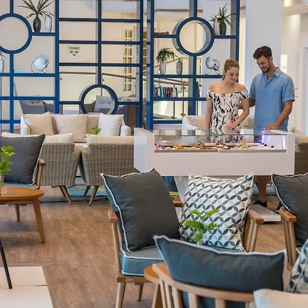 Leonardo Plaza Cypria Maris Beach Hotel & Spa (Adults Only)-2
