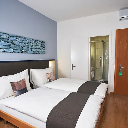 Hotel Bristol Zurich-3
