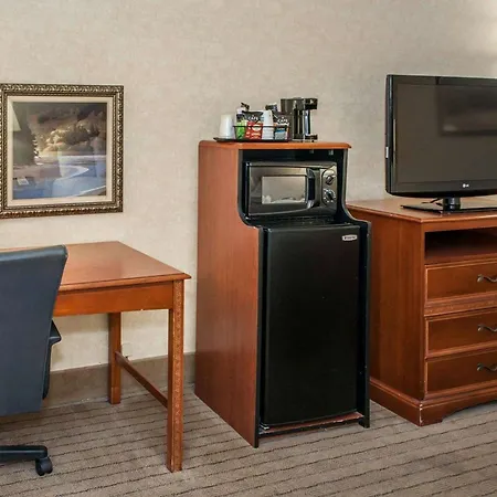 Quality Inn Castleton-2