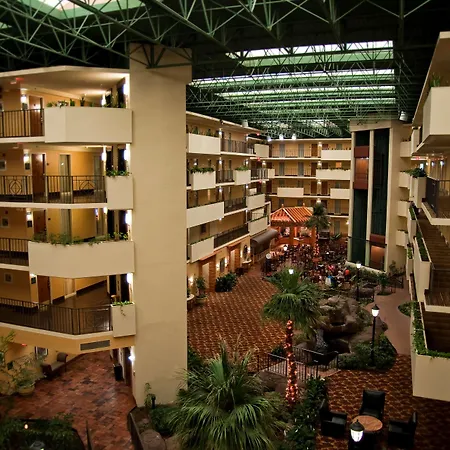 Embassy Suites By Hilton Memphis East Germantown Area-2