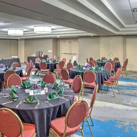 Embassy Suites By Hilton Indianapolis North-2