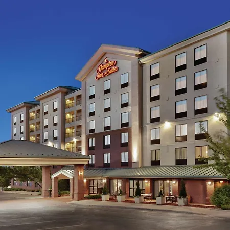 Hampton Inn & Suites Denver-Cherry Creek-3