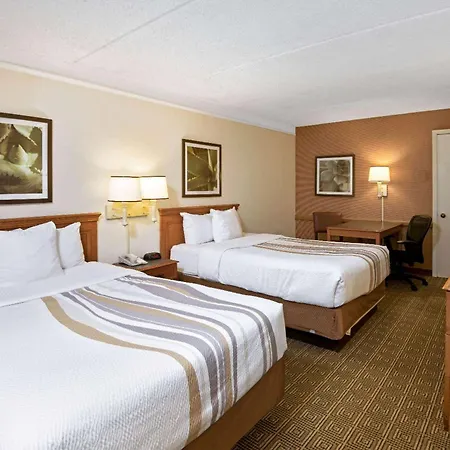 La Quinta Inn By Wyndham San Antonio Market Square-2