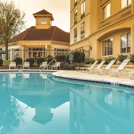 La Quinta By Wyndham Atlanta Ballpark/Galleria-3