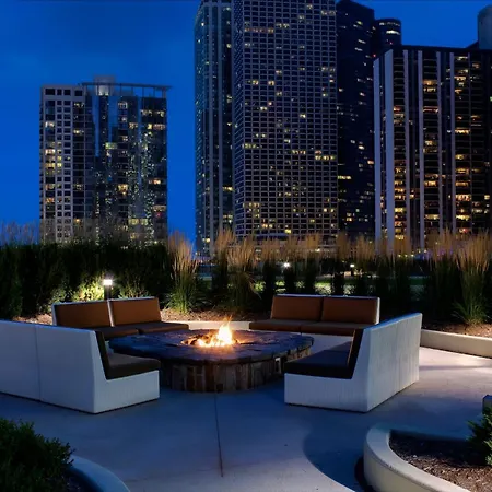 Radisson Blu Aqua Hotel, Chicago-2