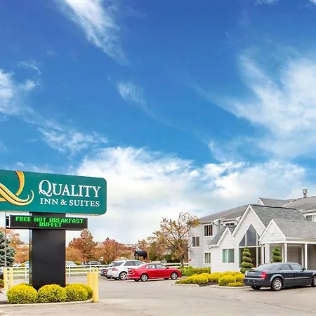 Quality Inn & Suites North-Polaris-3
