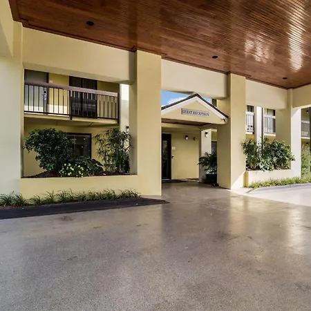 Quality Inn Coliseum-2