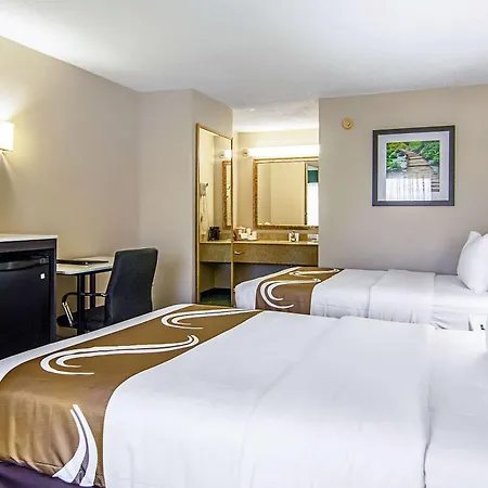 Quality Inn Savannah I-95-3
