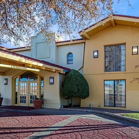 La Quinta Inn By Wyndham Amarillo Mid-City-2