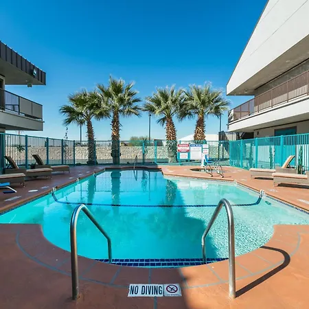 Ramada By Wyndham El Paso-2
