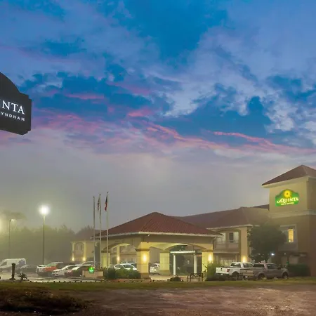 La Quinta By Wyndham Conroe-2