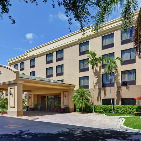Hampton Inn Deerfield Beach-3