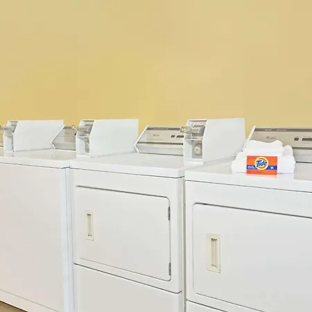 Days Inn By Wyndham Orlando Airport Florida Mall-3