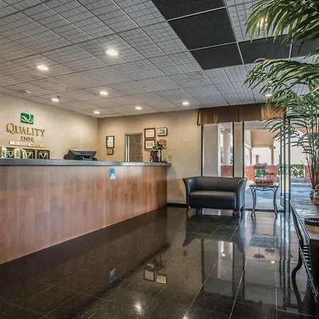Quality Inn Temecula Valley Wine Country-2