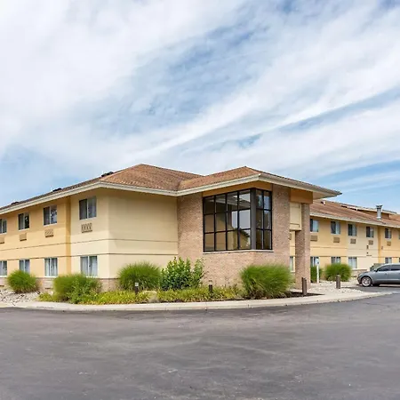 Comfort Inn Okemos - East Lansing-2