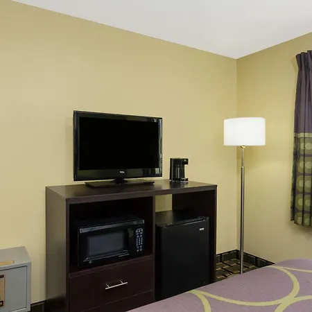 Super 8 By Wyndham Marietta-2