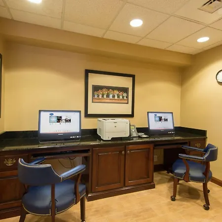 Hampton Inn Mount Airy-3