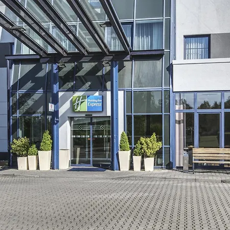 Holiday Inn Express Frankfurt Airport By Ihg-2