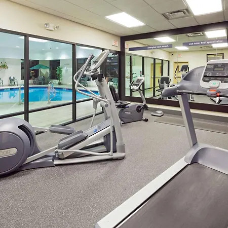 Hampton Inn Youngstown-North-3