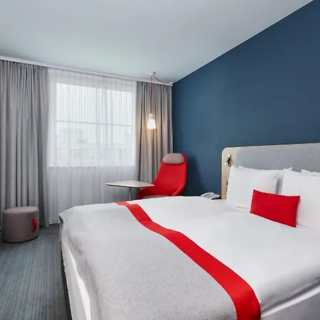 Holiday Inn Express Berlin City Centre By Ihg-3