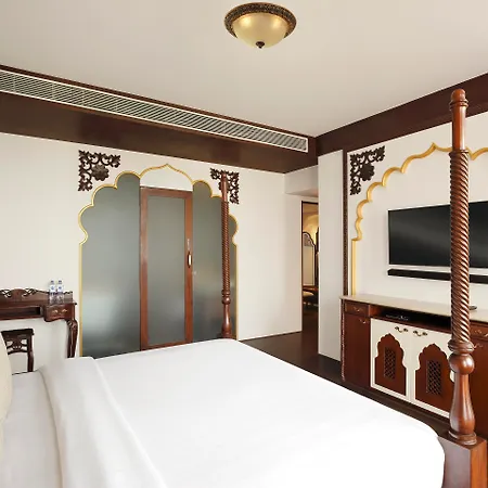 Novotel Mumbai Juhu Beach-2