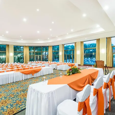 Holiday Inn Convention Center By Ihg-2