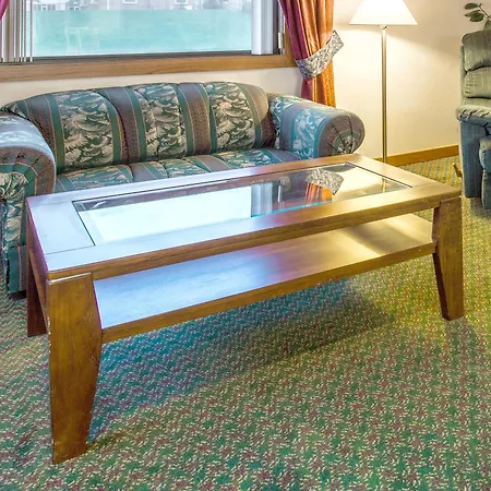 Super 8 By Wyndham Hartford Wi-3