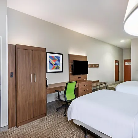 Holiday Inn Express And Suites Pryor By Ihg-3