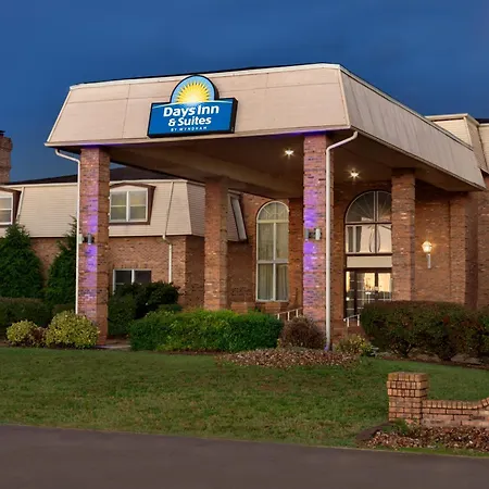 Days Inn And Suites By Wyndham Sikeston-2