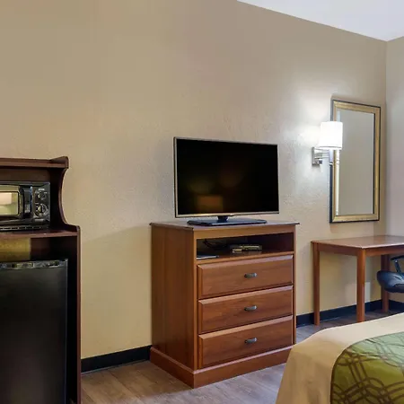 Econo Lodge Belton - Kansas City South-2