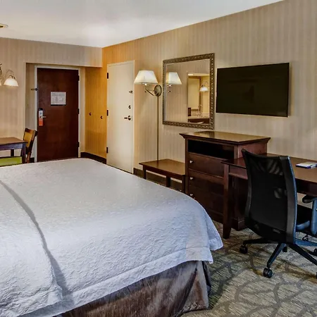 Hampton Inn Rocky Mount-2