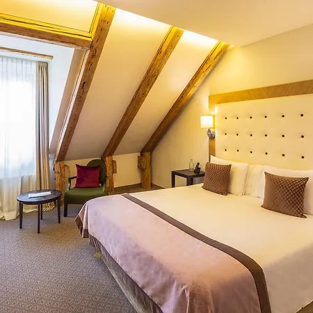Dome Hotel-2