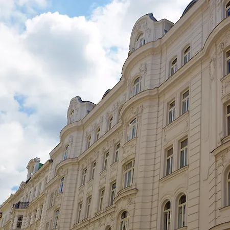 Aparthotel Adagio Vienna City-3