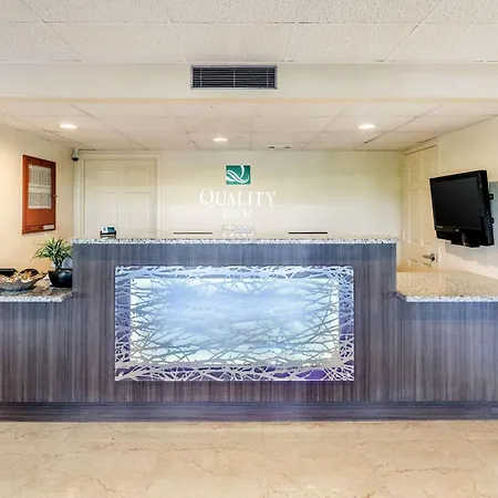Quality Inn Tanglewood-3