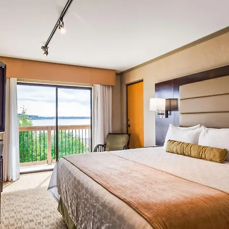 Best Western Plus Silverdale Beach Hotel-3