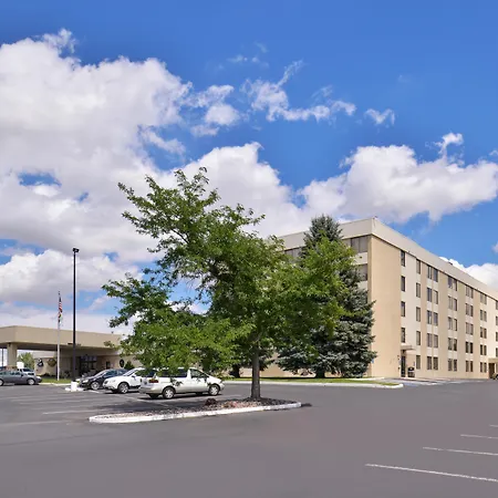 Ramada Plaza By Wyndham Sheridan Hotel & Convention Center-2
