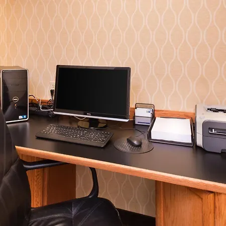 Holiday Inn Express & Suites Bucyrus By Ihg-2