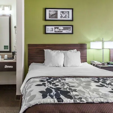 Sleep Inn & Suites Near I-90 And Ashtabula-3