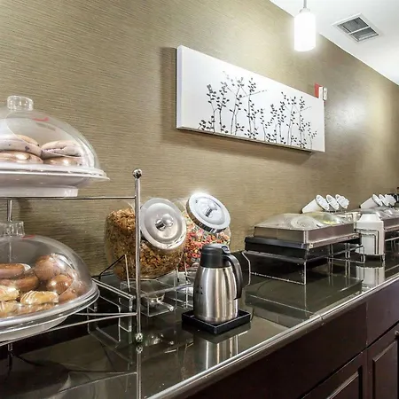 Sleep Inn & Suites Near I-90 And Ashtabula-3