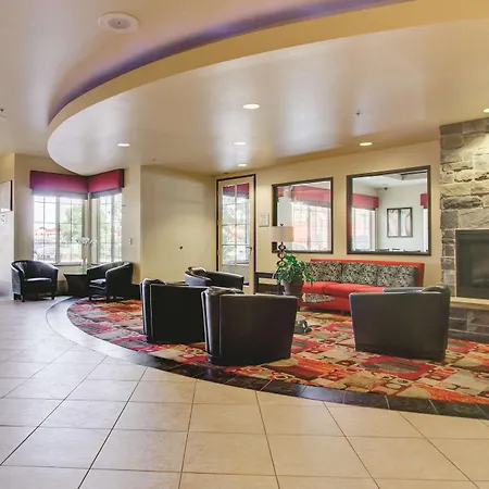 La Quinta By Wyndham Denver Gateway Park-2