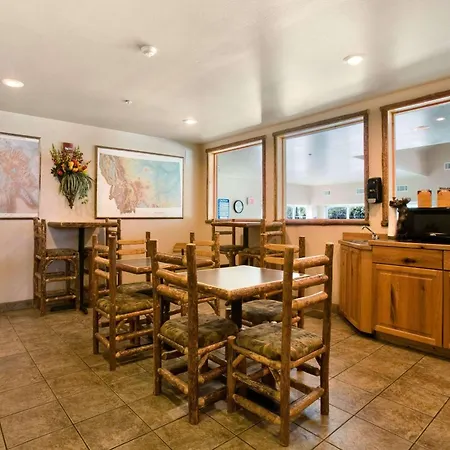 Microtel Inn & Suites By Wyndham Bozeman-3