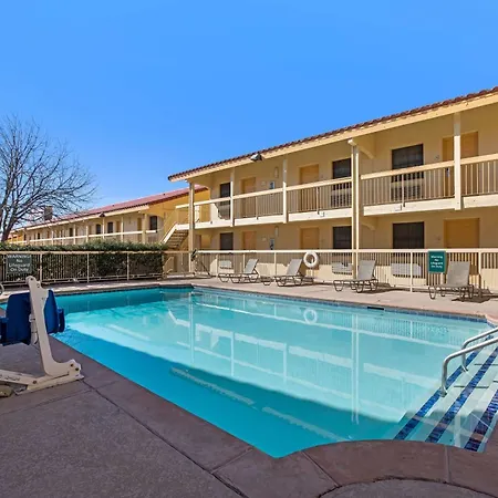 La Quinta Inn By Wyndham El Paso East Lomaland-3