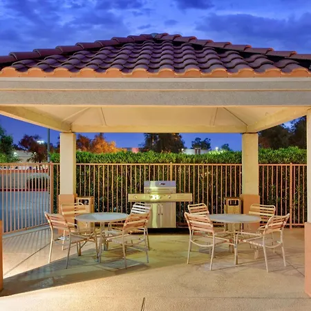 Sonesta Simply Suites Phoenix Tempe-2