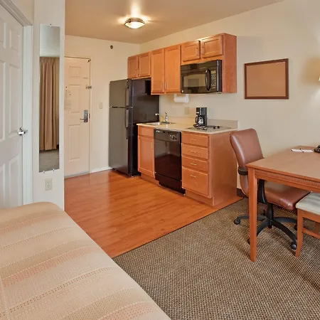 Candlewood Suites Springfield-Medical District By Ihg-3