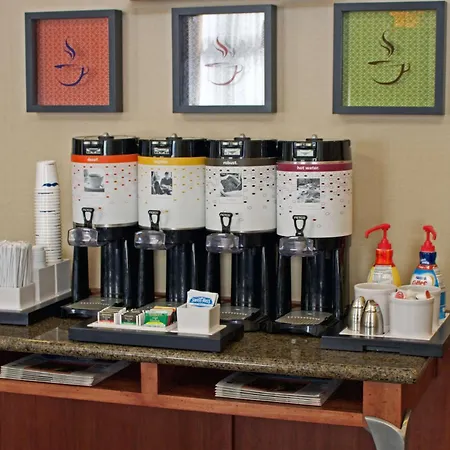 Hampton Inn & Suites Chesapeake-Battlefield Boulevard-3